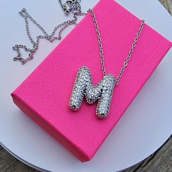 Fashion Initial 'M' Pendant Necklace - Picture 1 of 2